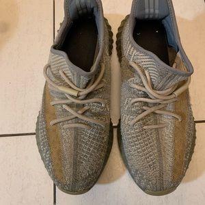 Yeezy size 10